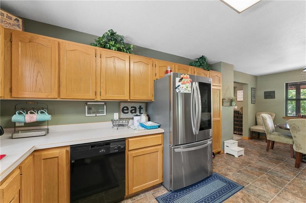 23069 Peppermint Drive — photo 15