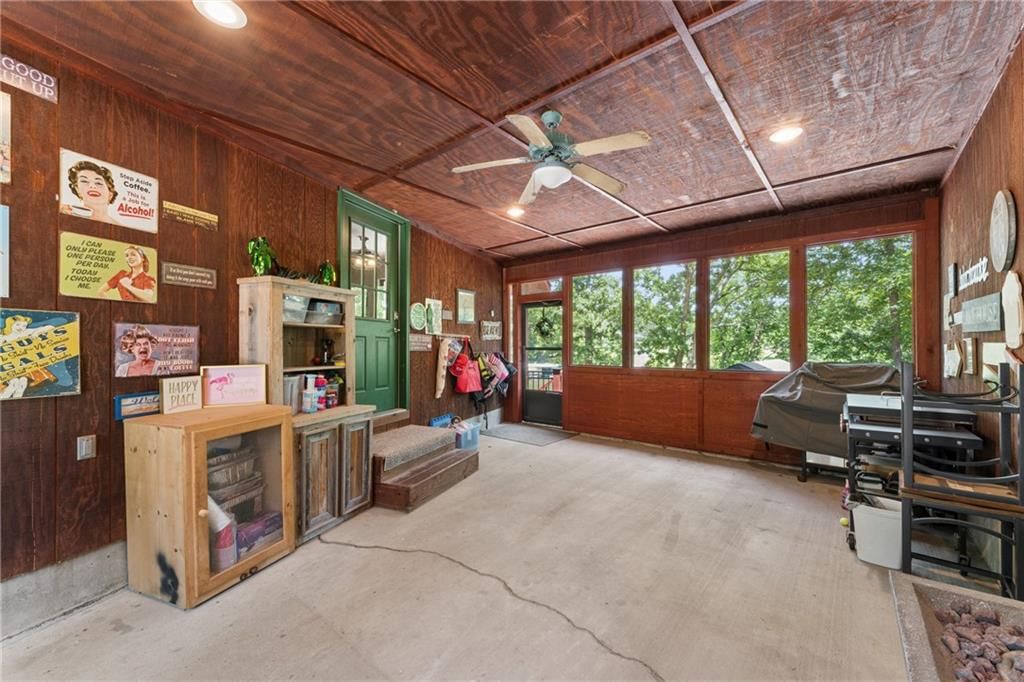 23069 Peppermint Drive — photo 27