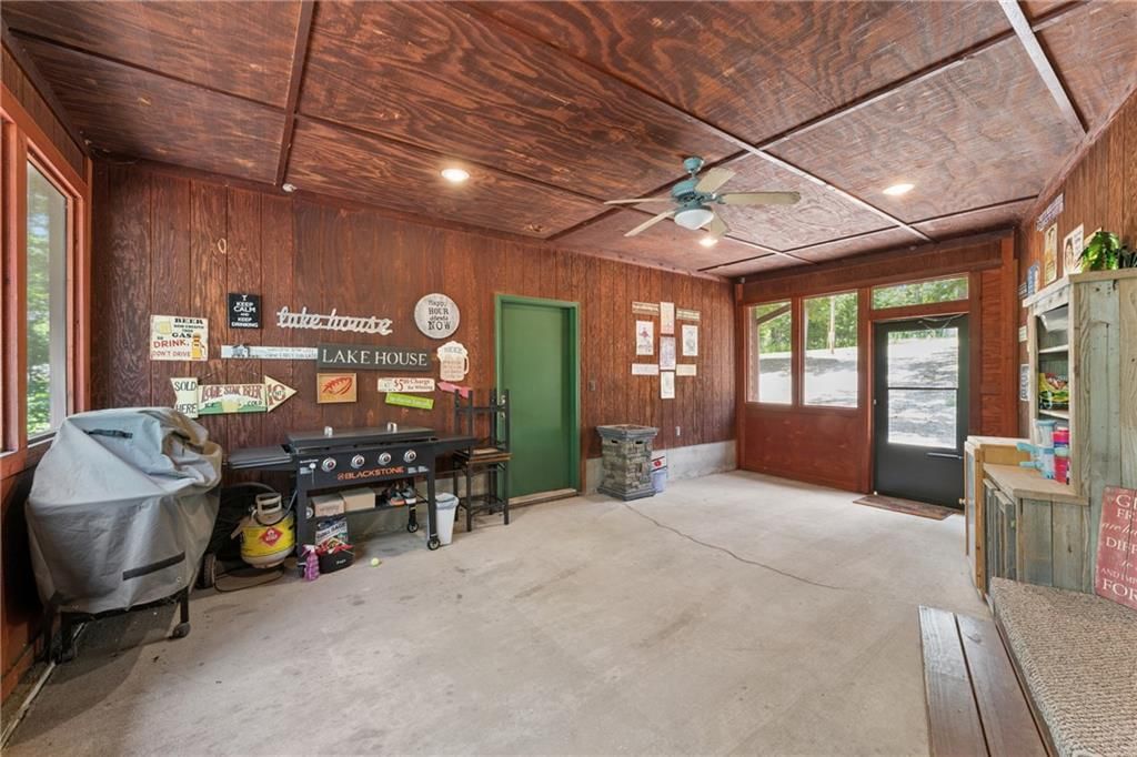 23069 Peppermint Drive — photo 28