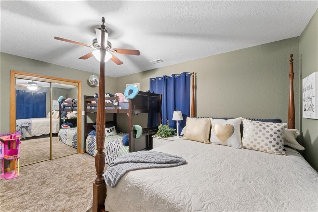 23069 Peppermint Drive — photo 32
