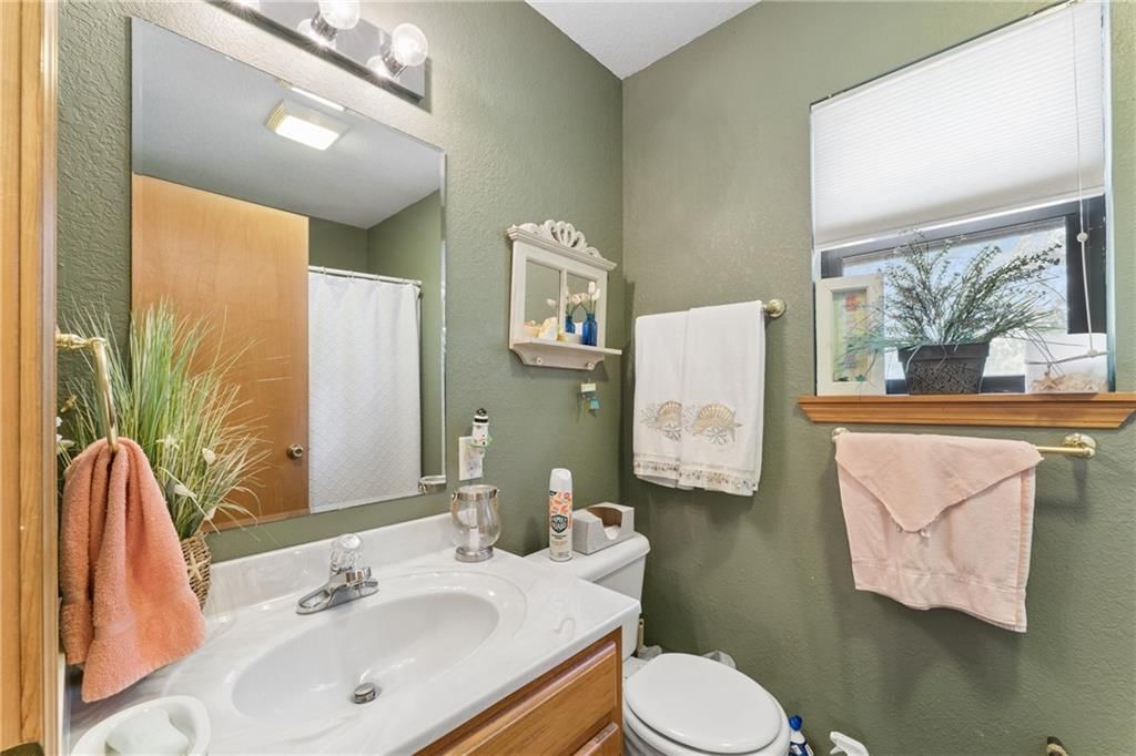 23069 Peppermint Drive — photo 34