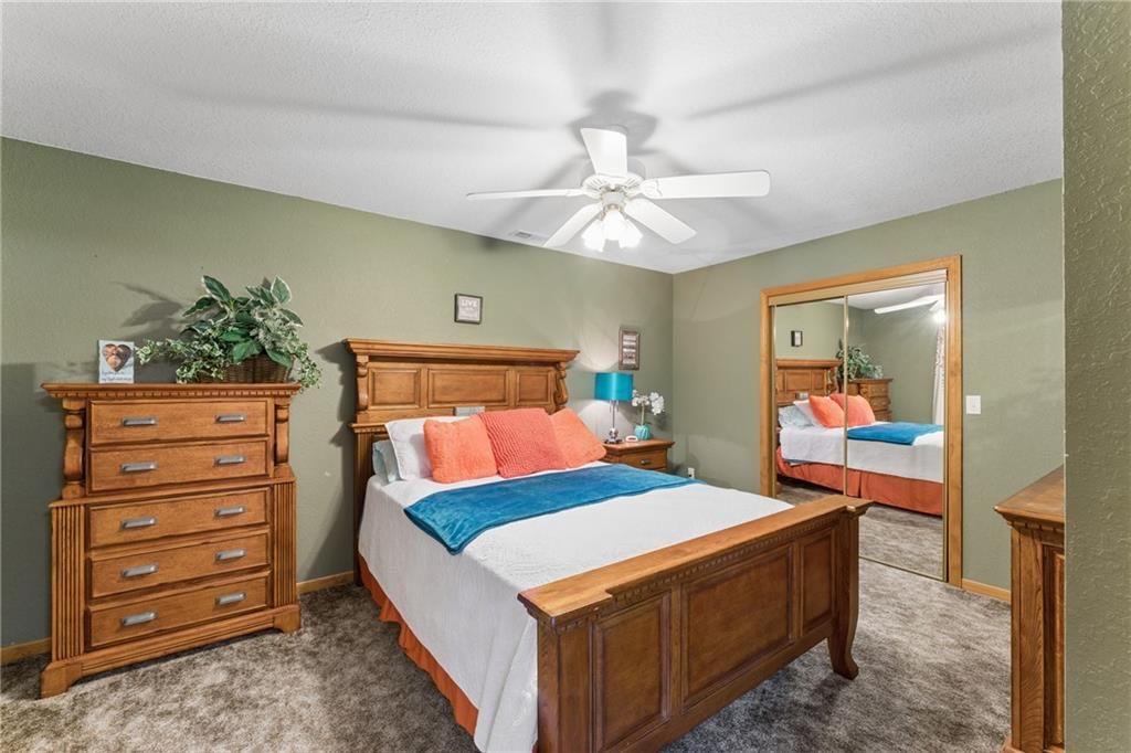 23069 Peppermint Drive — photo 35