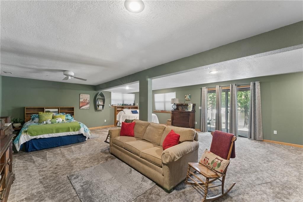 23069 Peppermint Drive — photo 38