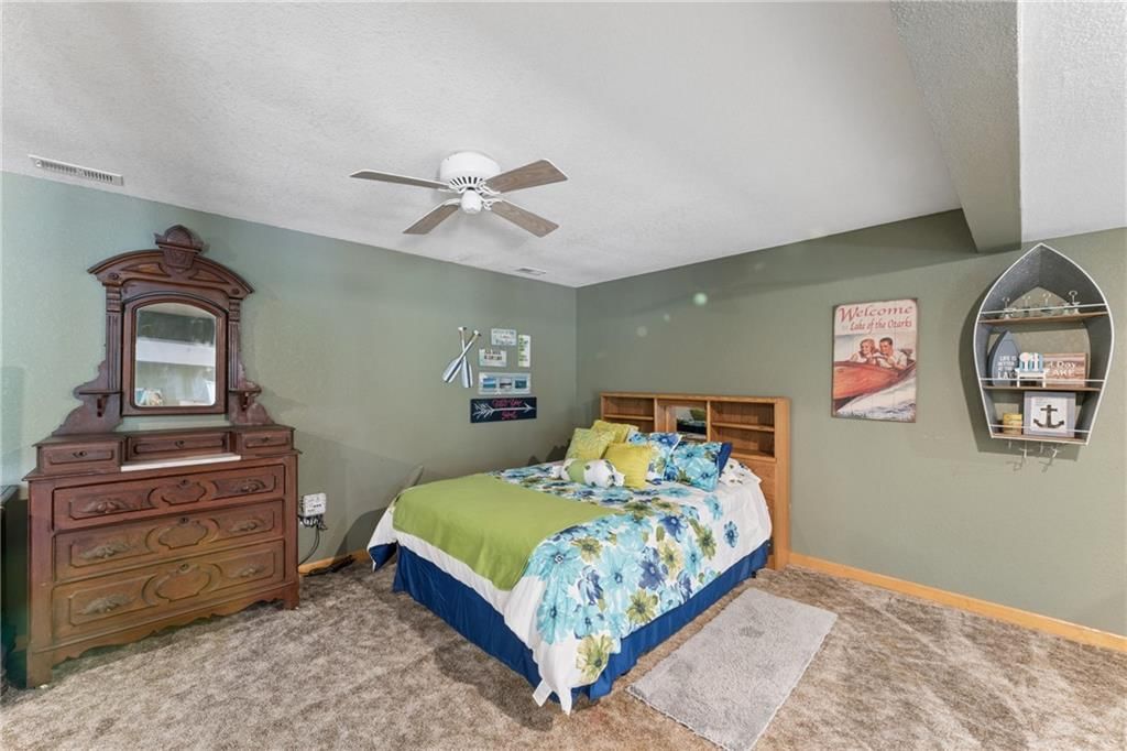23069 Peppermint Drive — photo 41