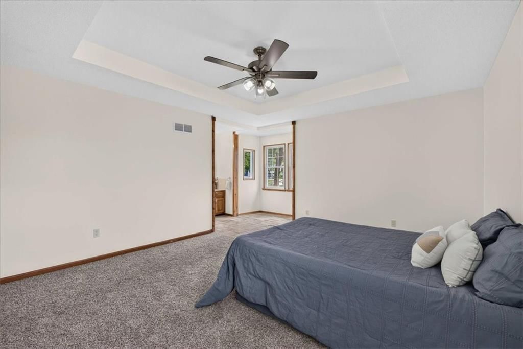 1006 N King Avenue — photo 27