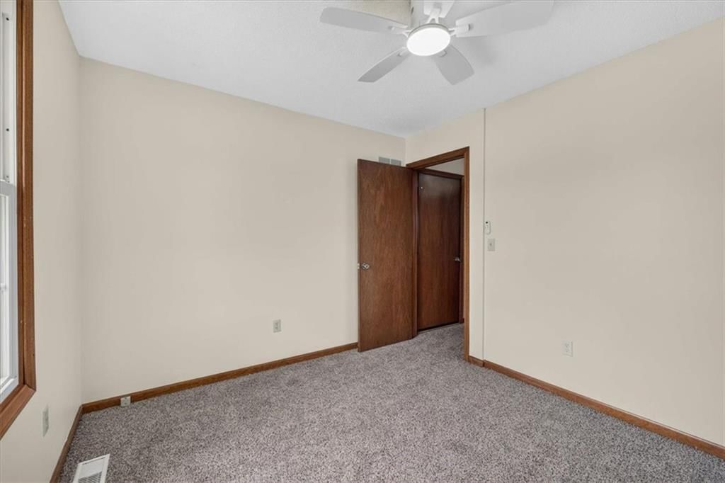 1006 N King Avenue — photo 36