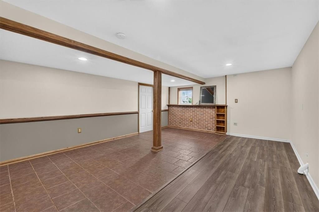1006 N King Avenue — photo 37