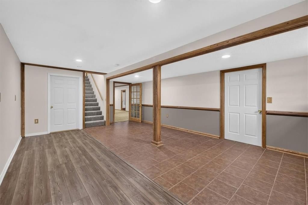 1006 N King Avenue — photo 38