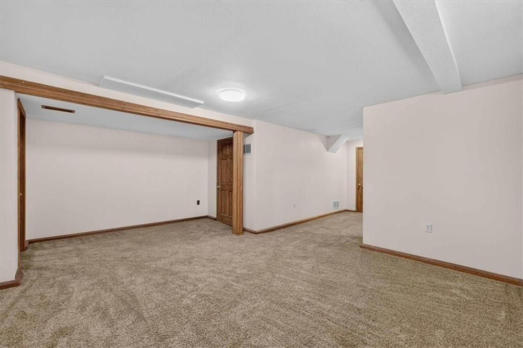 1006 N King Avenue — photo 41
