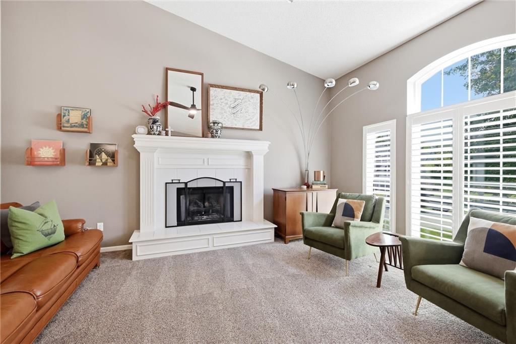 15152 W 157th Terrace — photo 5