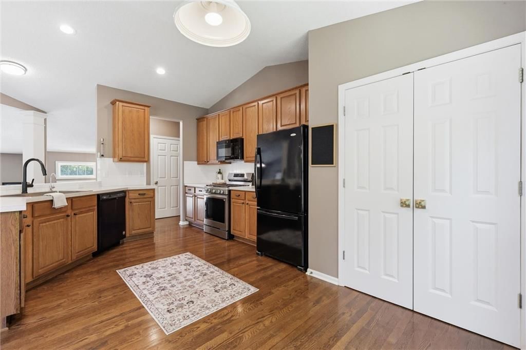 15152 W 157th Terrace — photo 14