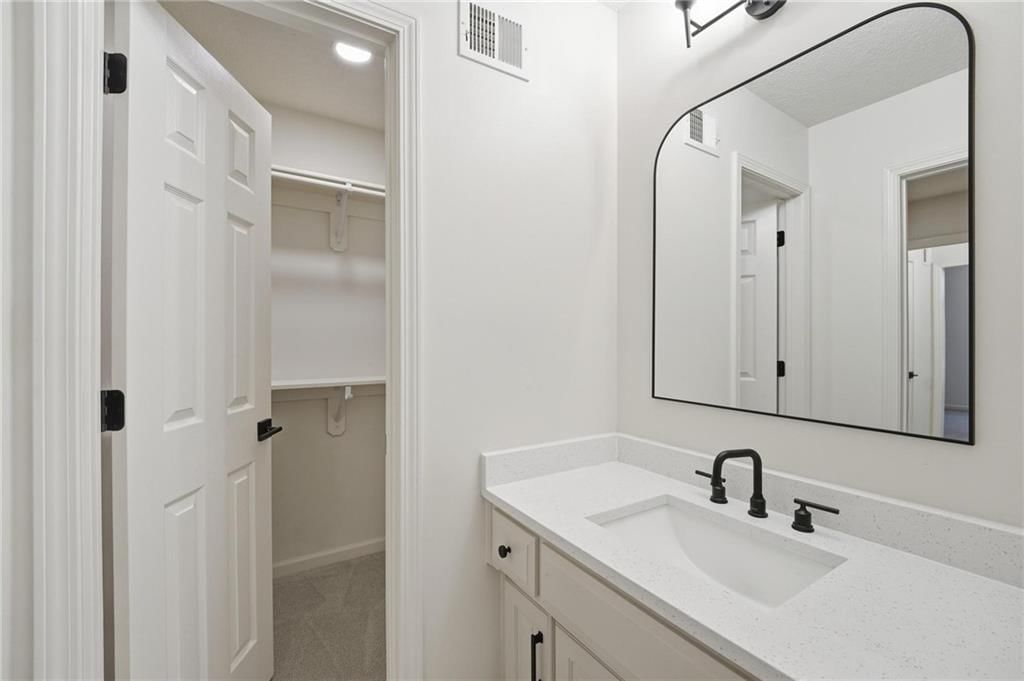 2634 SW Wintervalley Drive — photo 60