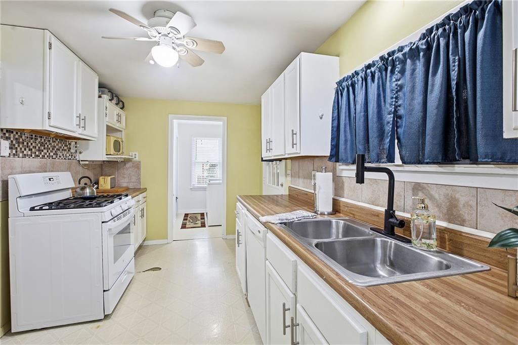 309 E Kansas Avenue — photo 16