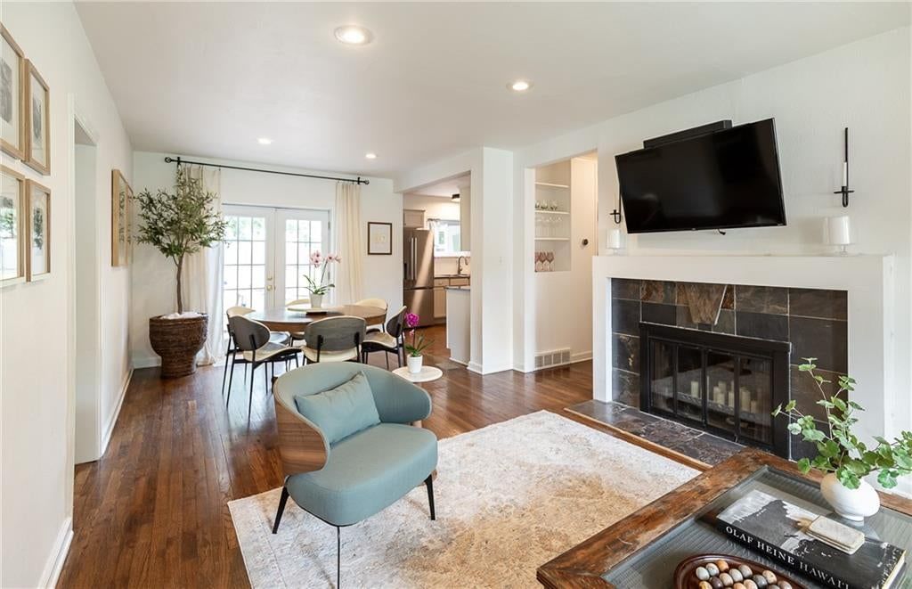6318 W 54th Street — photo 10