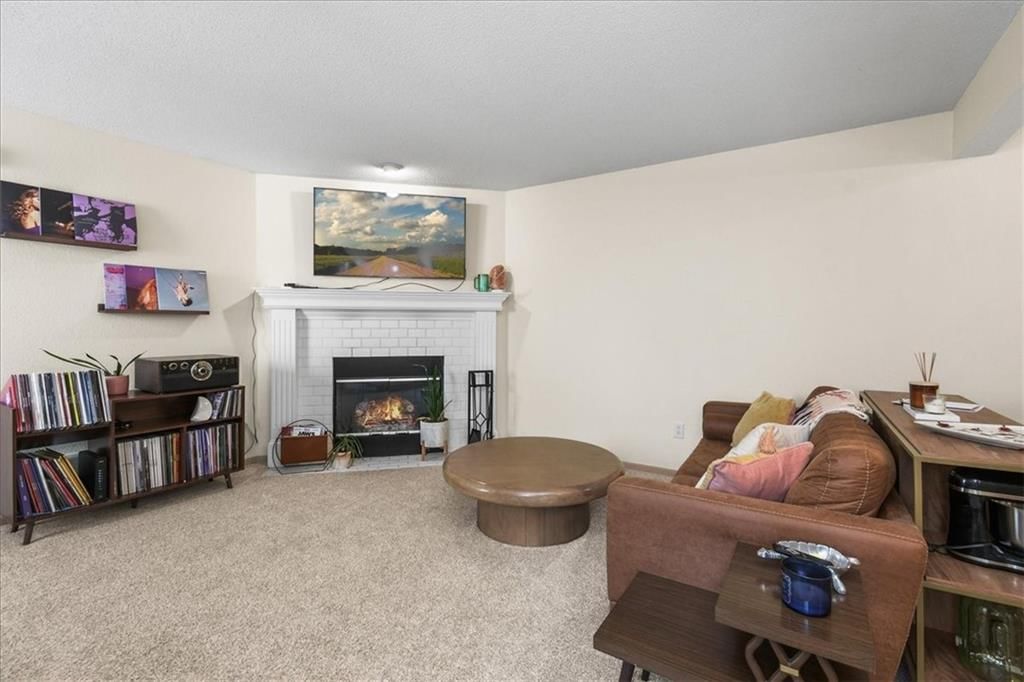 1219 NW Hidden Ridge Circle — photo 4