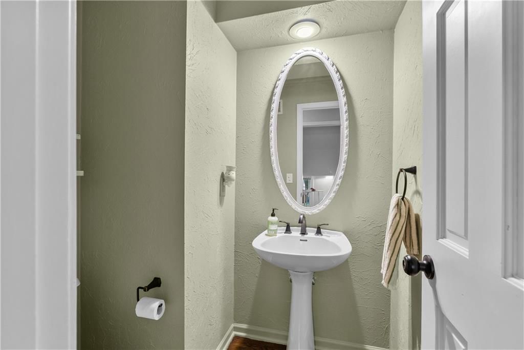 3552 W 129th Terrace — photo 39