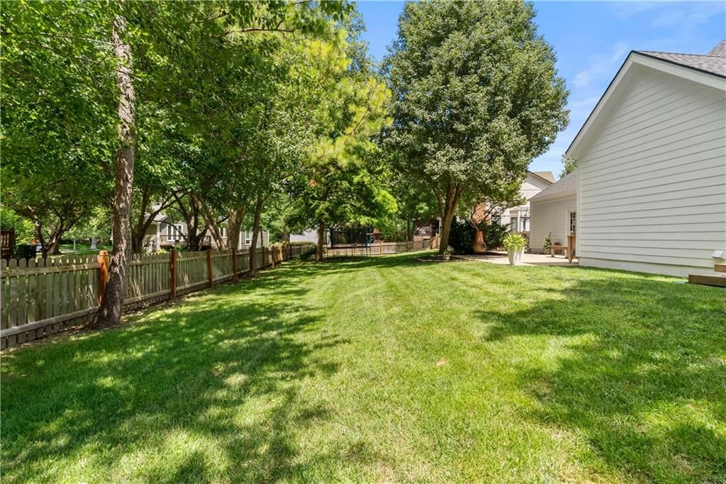 3552 W 129th Terrace — photo 51