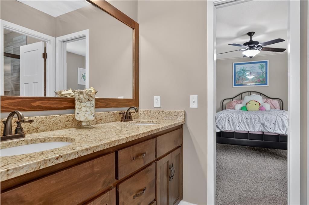 9220 N Dawn Avenue — photo 27