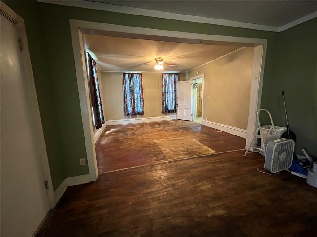 522 Illinois Street — photo 8