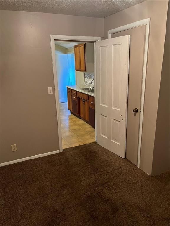 522 Illinois Street — photo 14