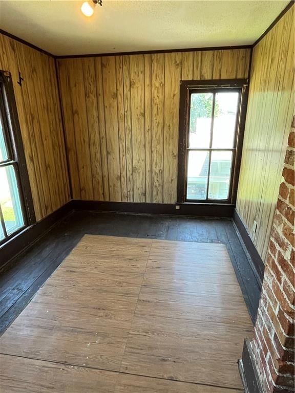 522 Illinois Street — photo 17