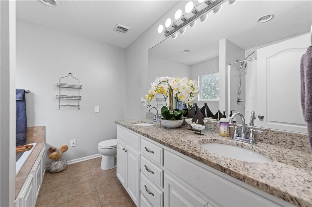11331 Yecker Avenue — photo 15