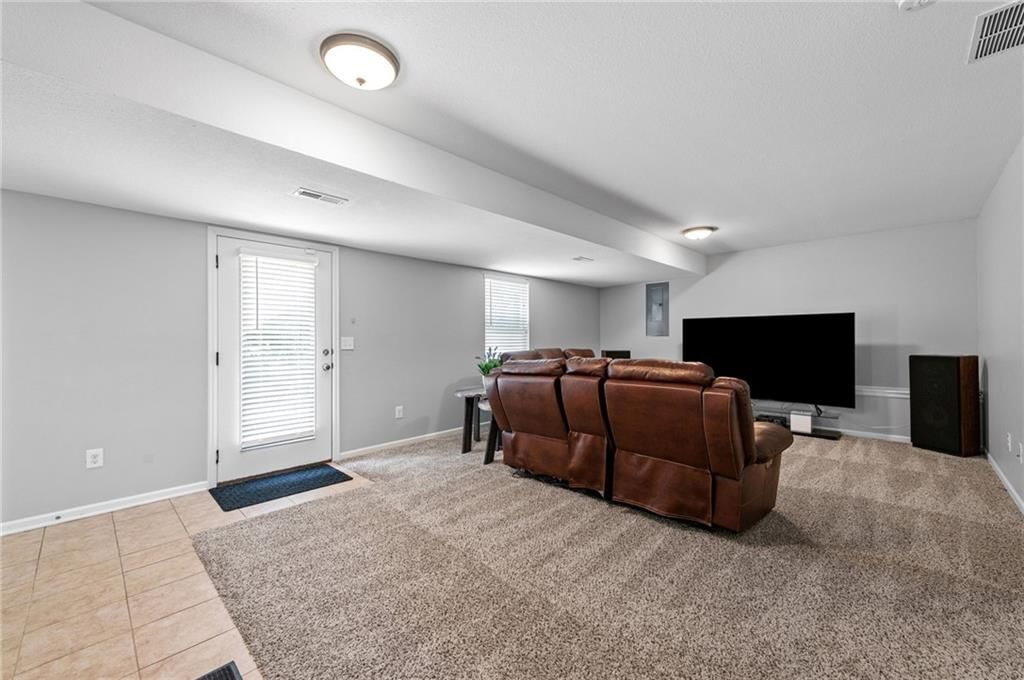 11331 Yecker Avenue — photo 26