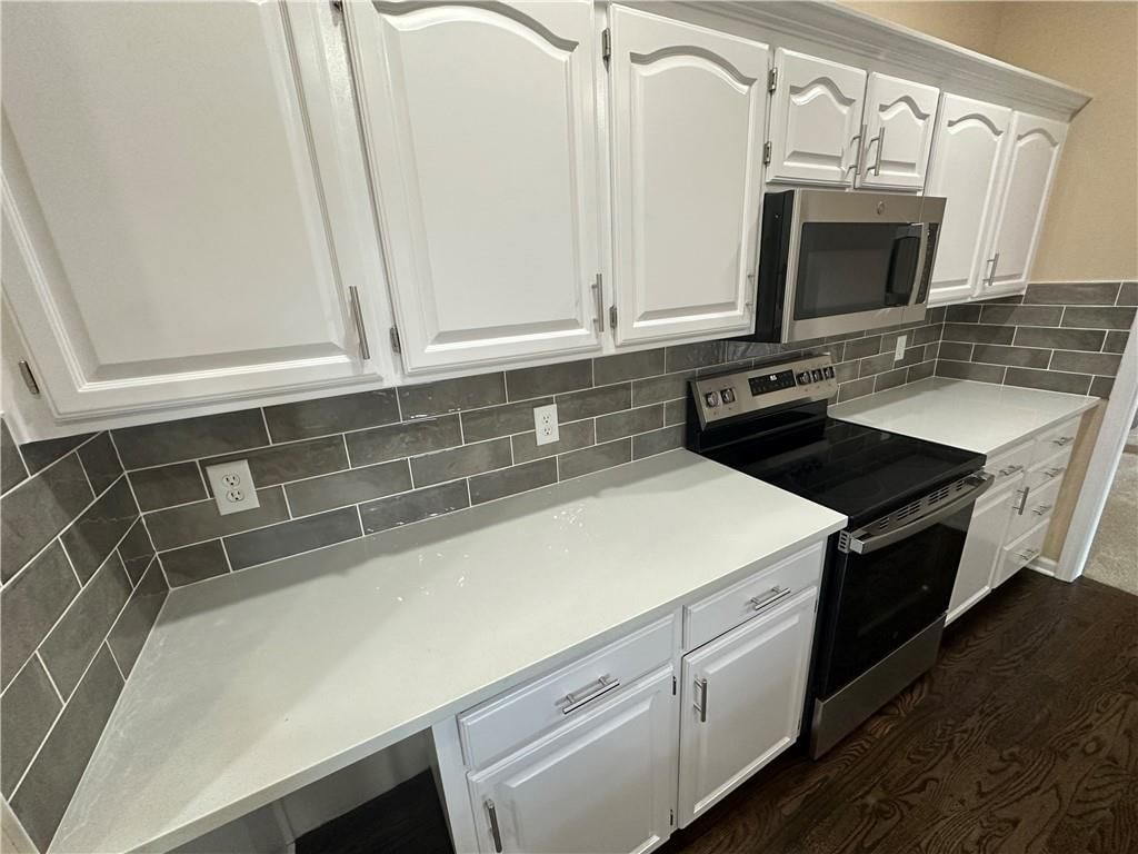 2405 SW Stone Bridge Circle — photo 20