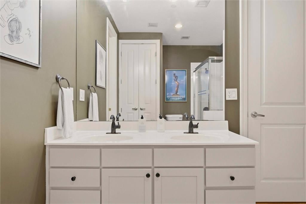 1101 Walnut Street — photo 13