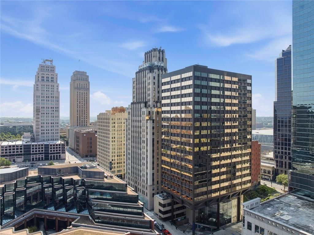 1101 Walnut Street — photo 38