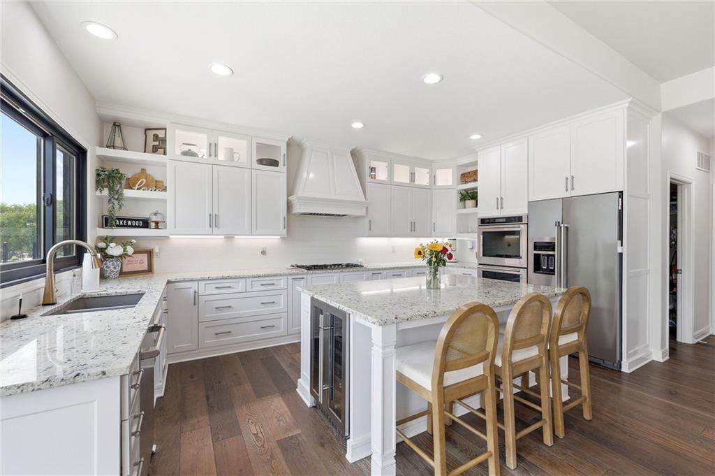 701 NE Shoreline Drive — photo 19