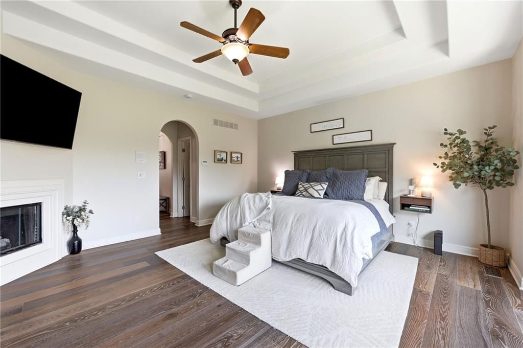 701 NE Shoreline Drive — photo 35