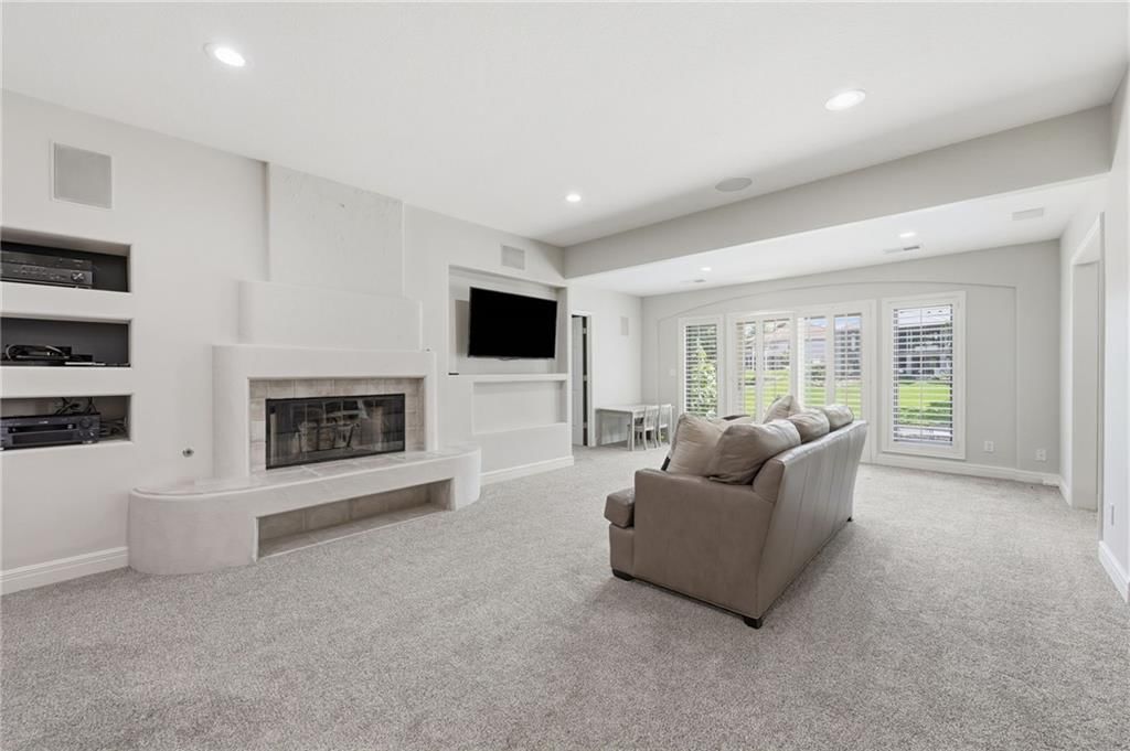 701 NE Shoreline Drive — photo 65