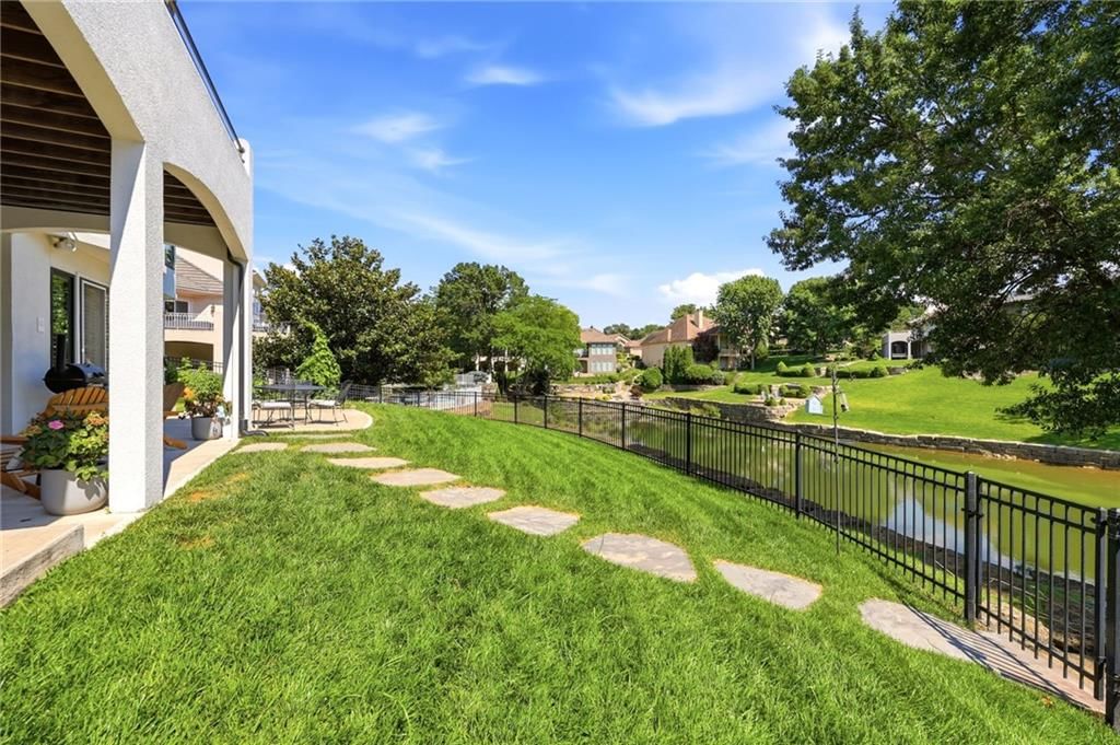 701 NE Shoreline Drive — photo 86