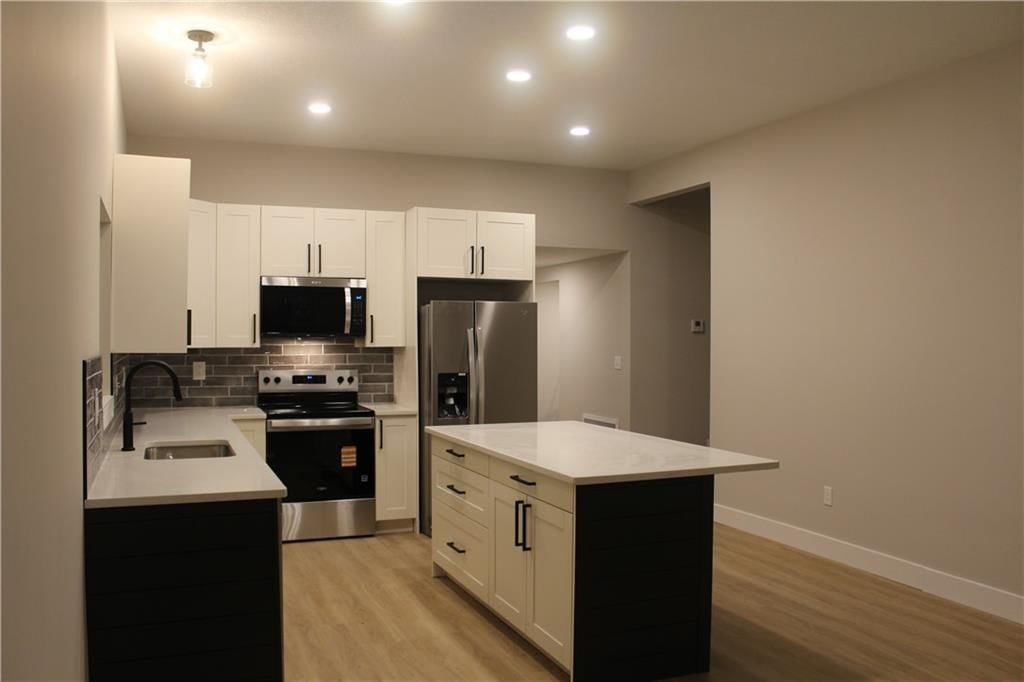 400 N Bynum Road — photo 7
