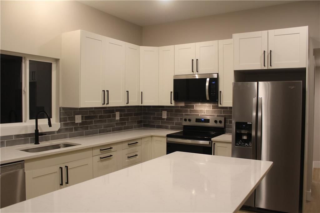 400 N Bynum Road — photo 12