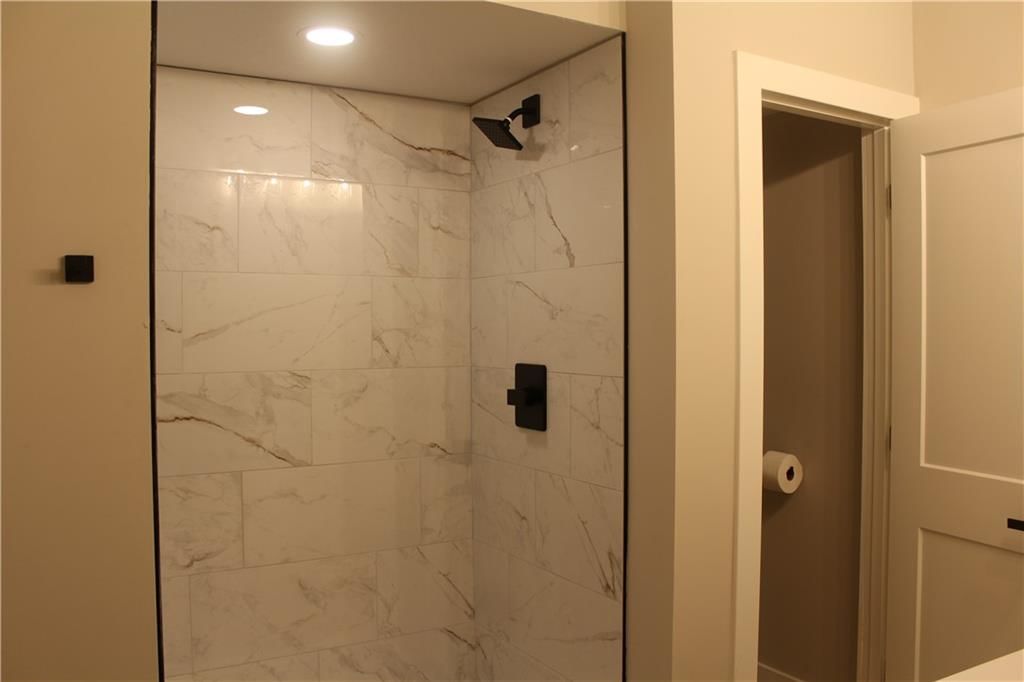 400 N Bynum Road — photo 20