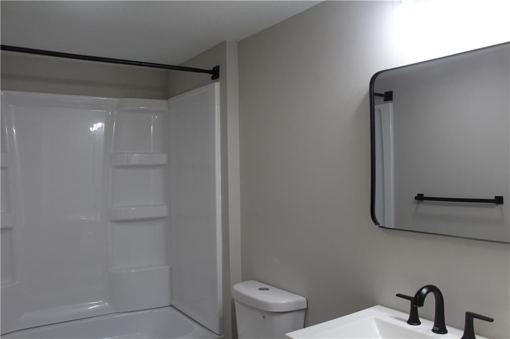 400 N Bynum Road — photo 28
