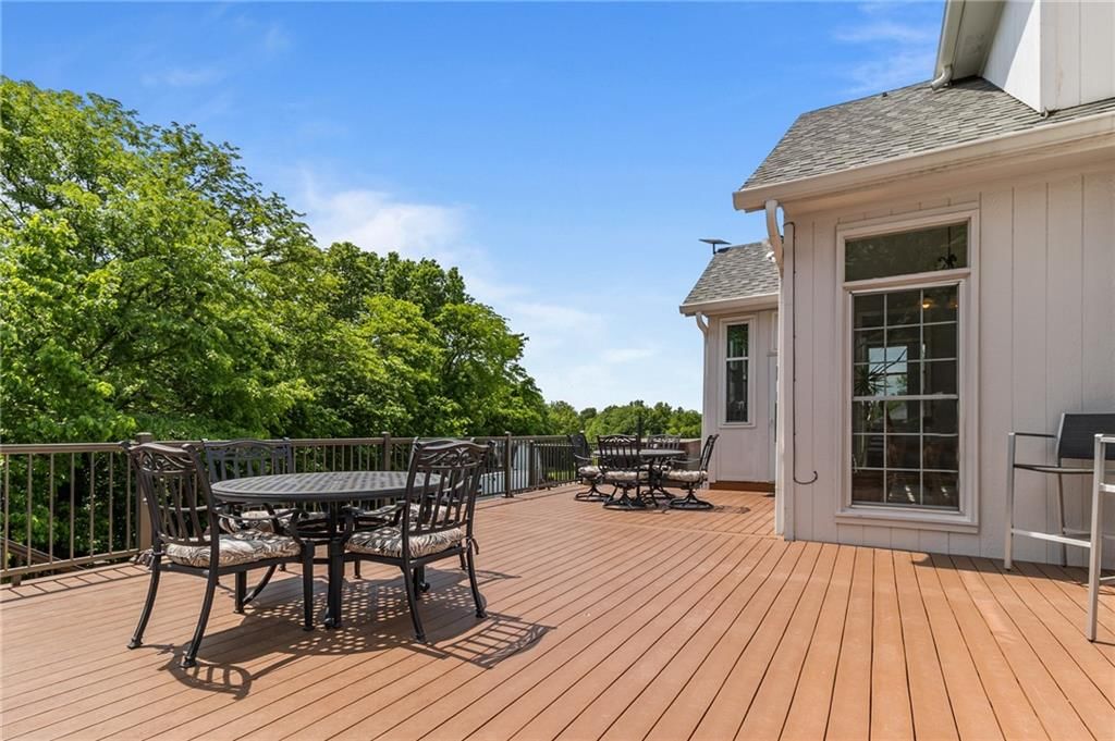 26209 E Blue Mills Road — photo 11