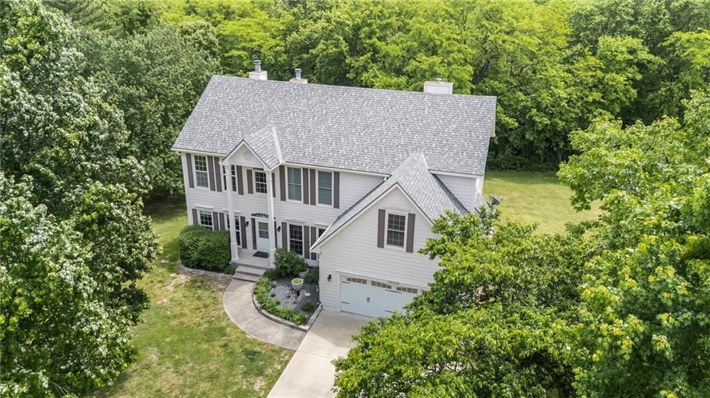 26209 E Blue Mills Road — photo 36