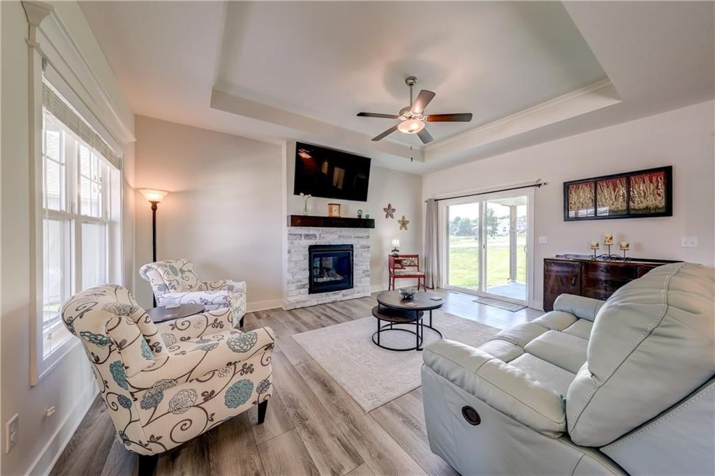 15761 Sheridan Place — photo 4