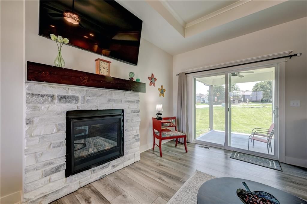 15761 Sheridan Place — photo 5