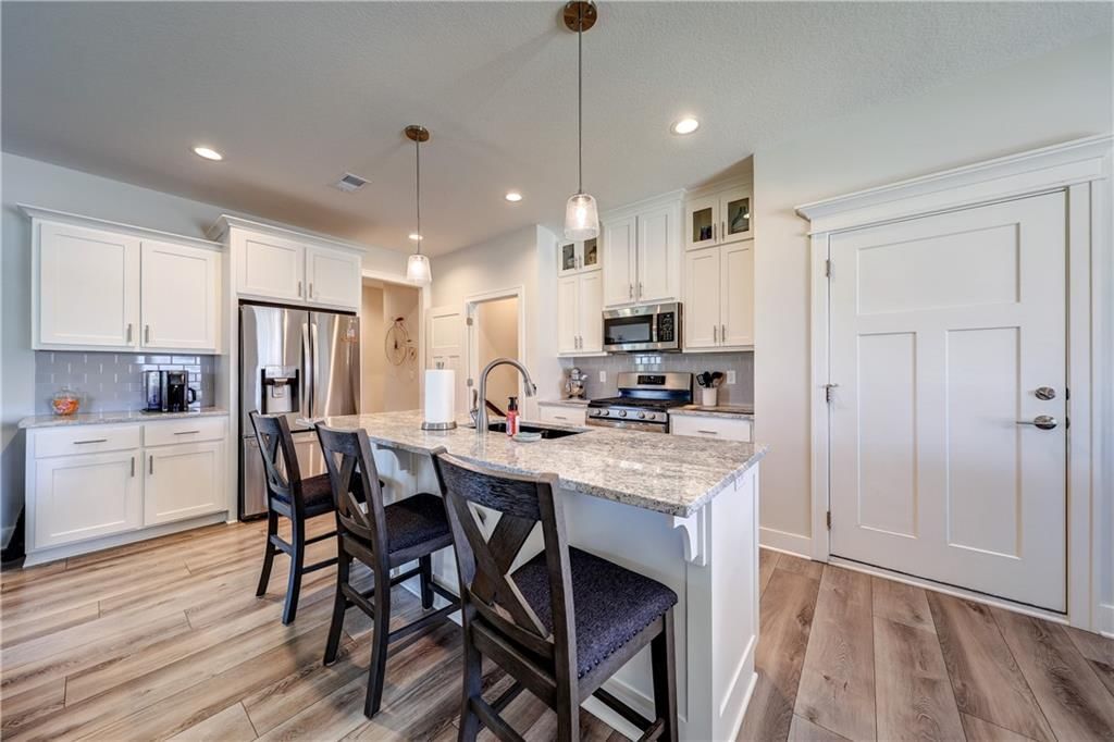 15761 Sheridan Place — photo 9