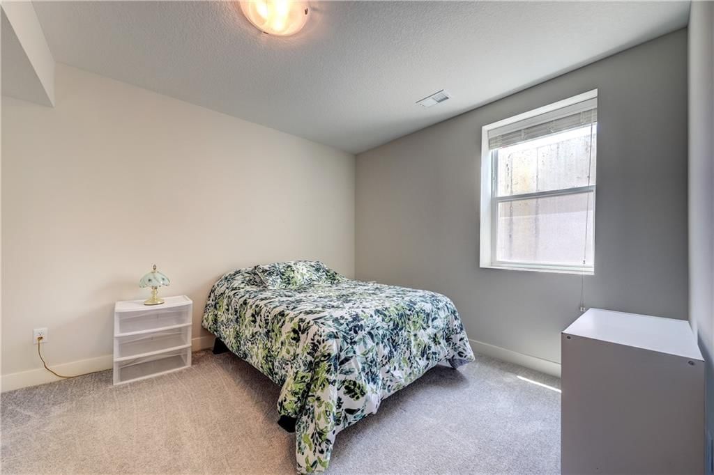15761 Sheridan Place — photo 28