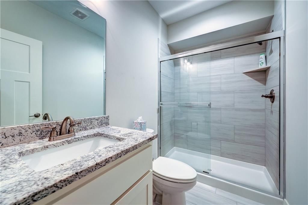 15761 Sheridan Place — photo 29