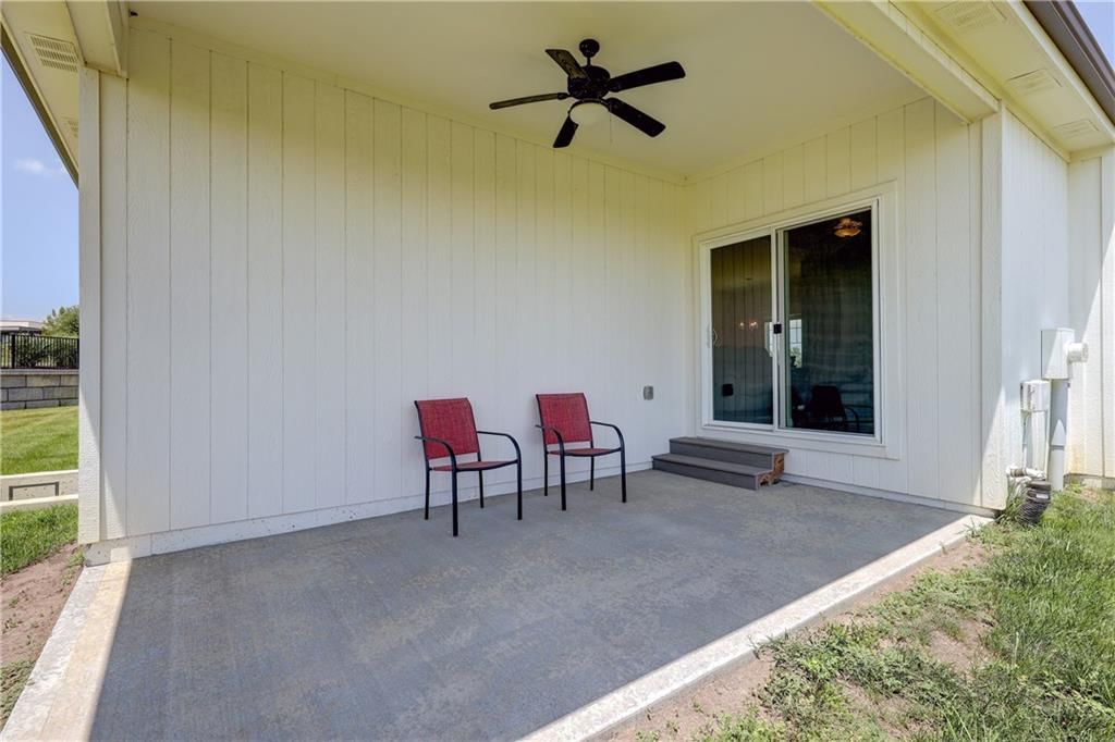 15761 Sheridan Place — photo 34