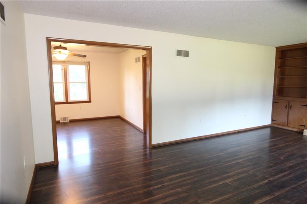 10201 W 69th Street — photo 8