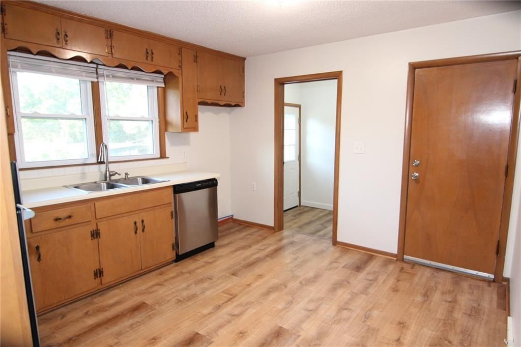 10201 W 69th Street — photo 13