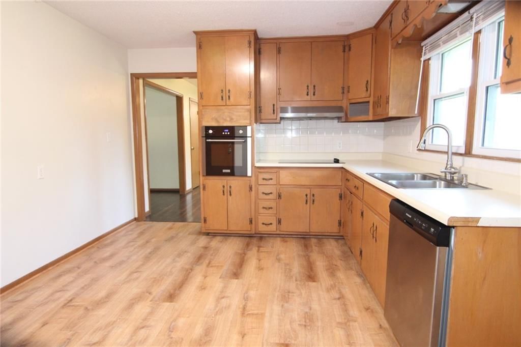 10201 W 69th Street — photo 15