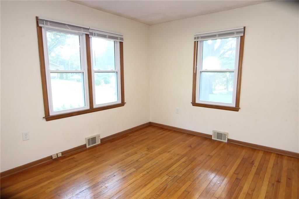 10201 W 69th Street — photo 21